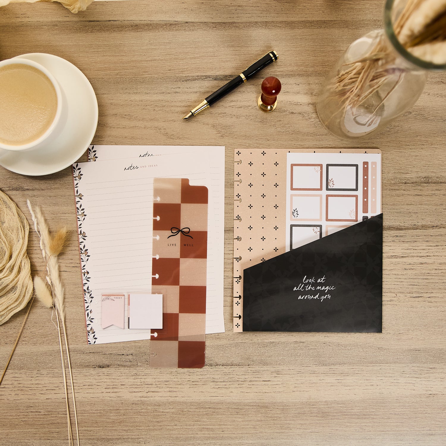 Modern Charm - Classic Accessory Pack 11 Modern Charm - Classic Accessory Pack