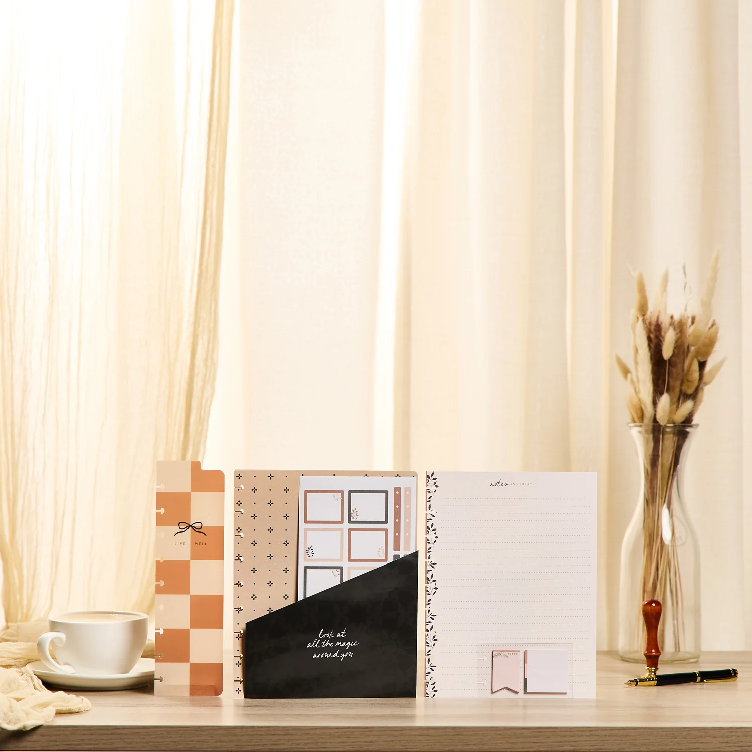 Modern Charm - Classic Accessory Pack