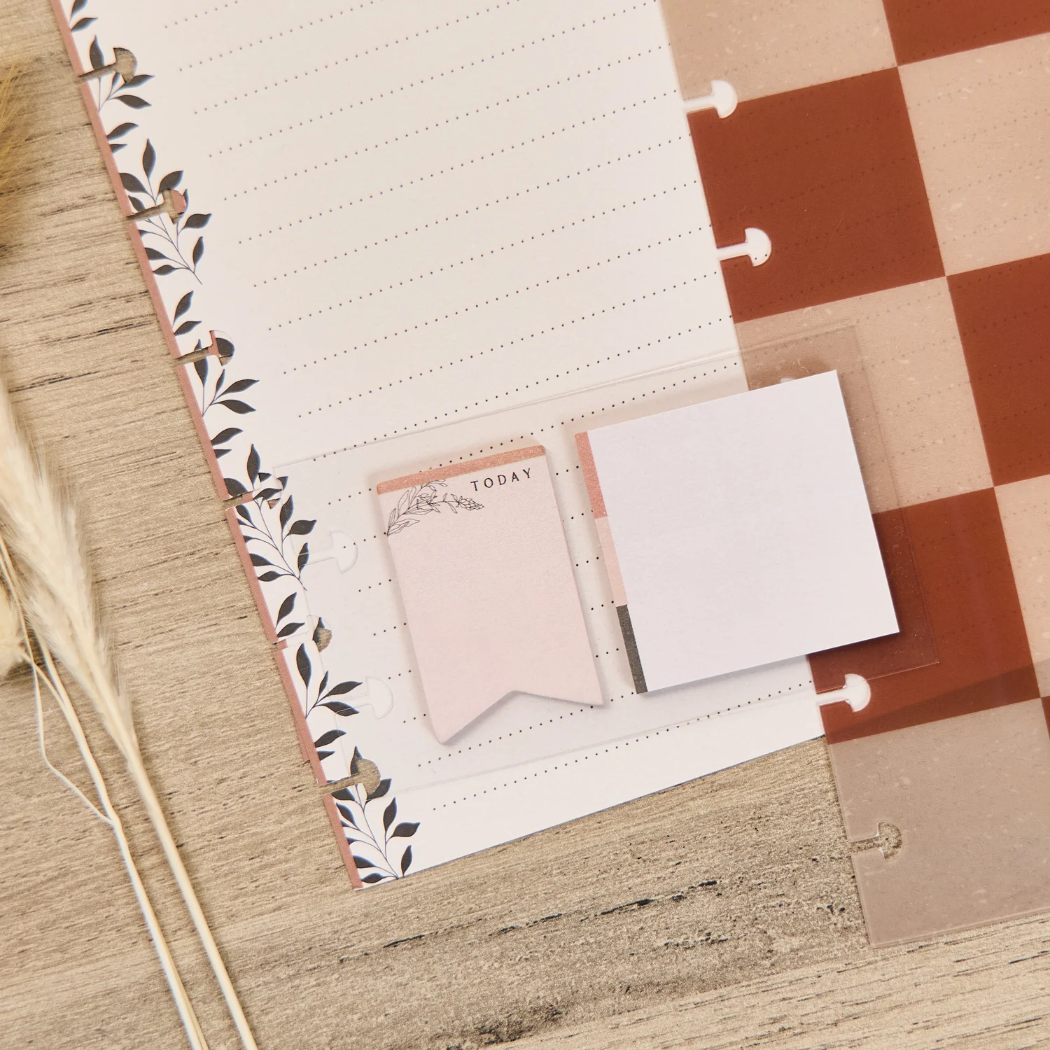 Modern Charm - Classic Accessory Pack 4 Modern Charm - Classic Accessory Pack