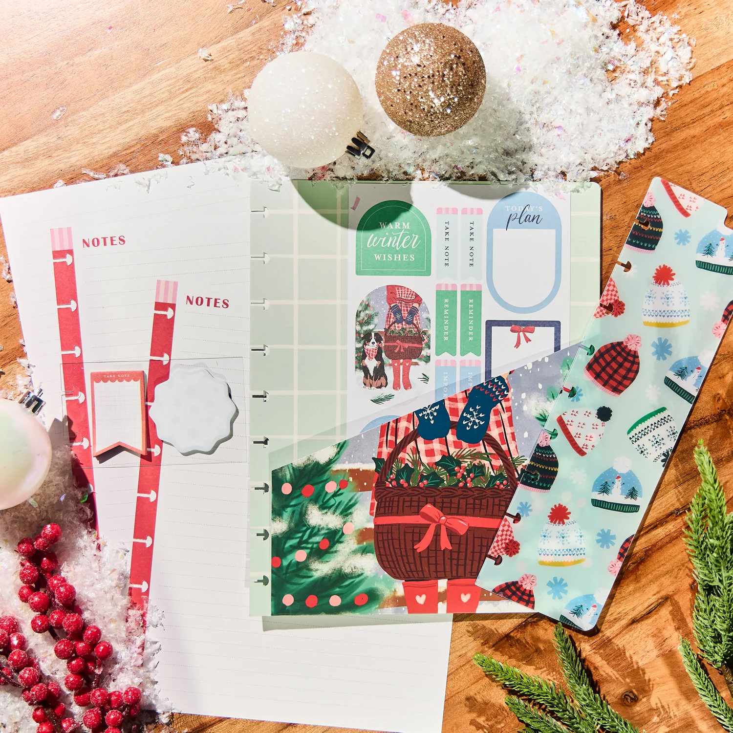 Seasonal Charm - Classic Accessory Pack 2 Seasonal Charm - Classic Accessory Pack