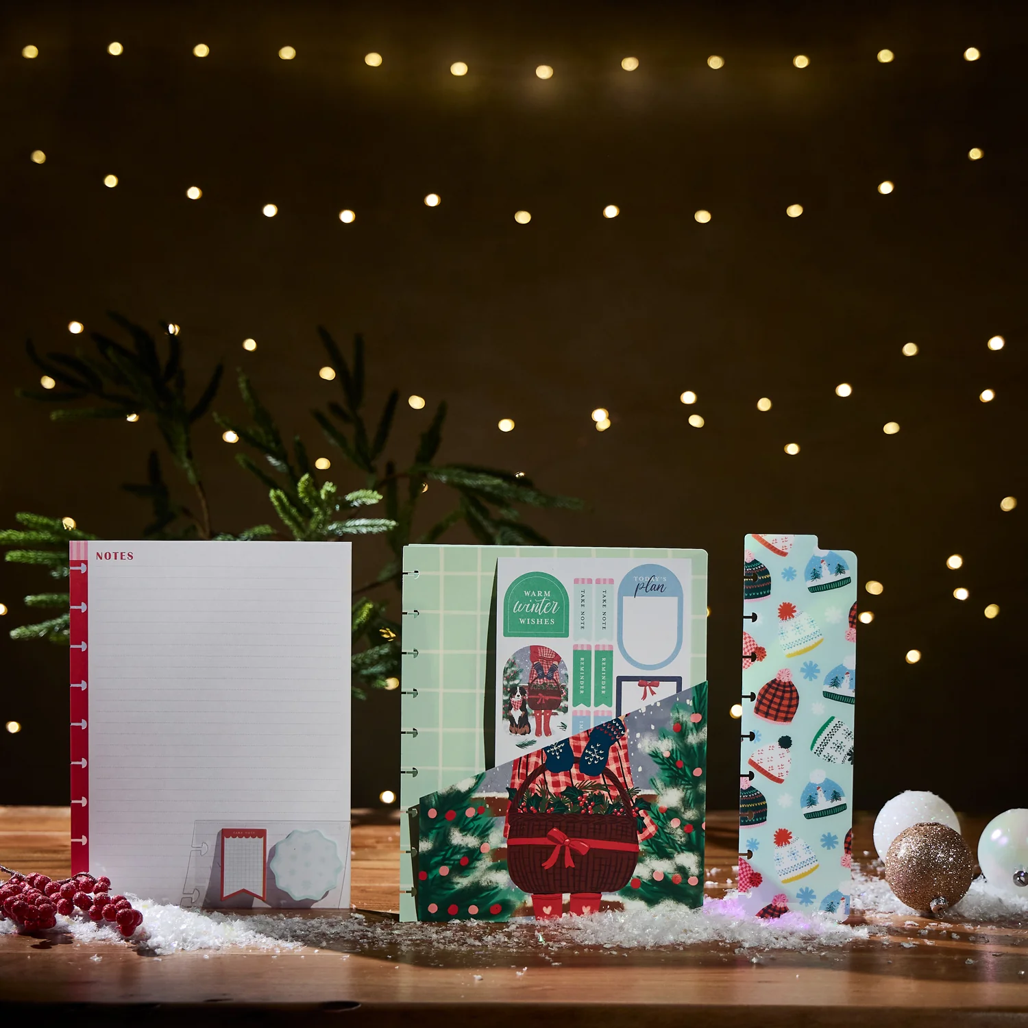 Seasonal Charm - Classic Accessory Pack 3 Seasonal Charm - Classic Accessory Pack