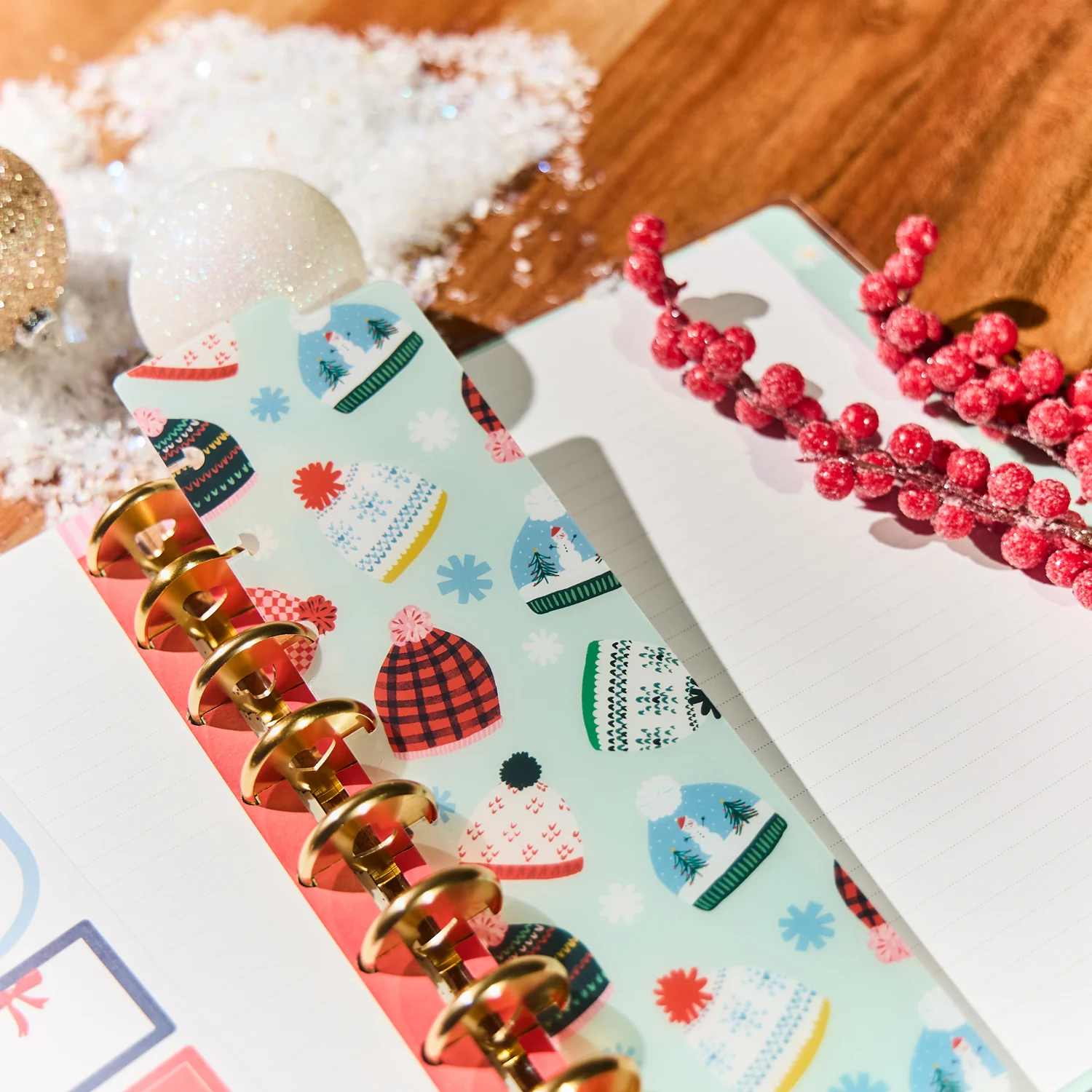 Seasonal Charm - Classic Accessory Pack 6 Seasonal Charm - Classic Accessory Pack