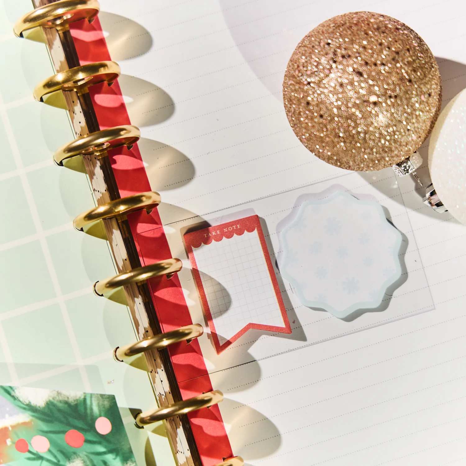 Seasonal Charm - Classic Accessory Pack 9 Seasonal Charm - Classic Accessory Pack