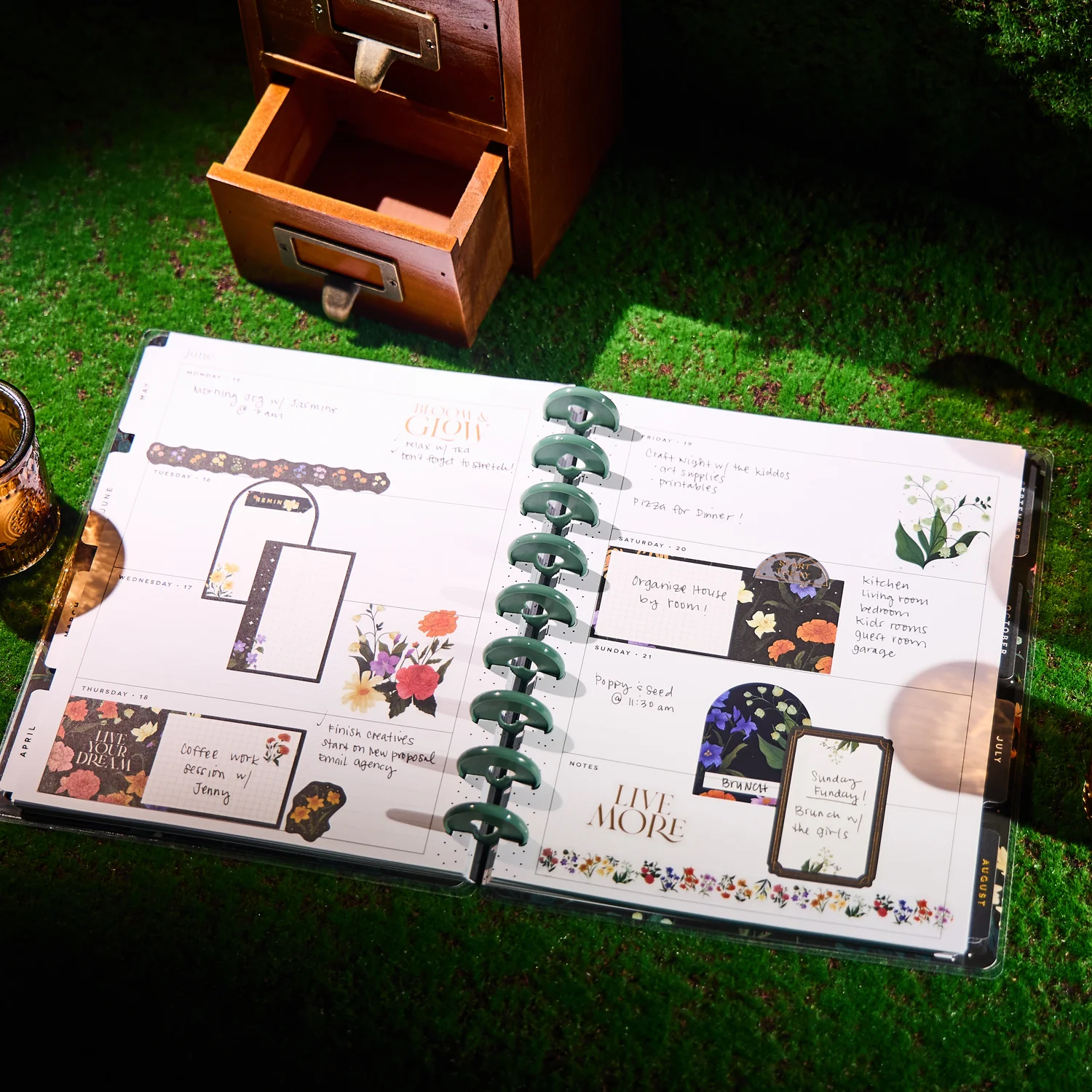 2026 Noir Garden Customizable Planner - Classic Horizontal Layout - 12 Months 4 2026 Noir Garden Customizable Planner - Classic Horizontal Layout - 12 Months