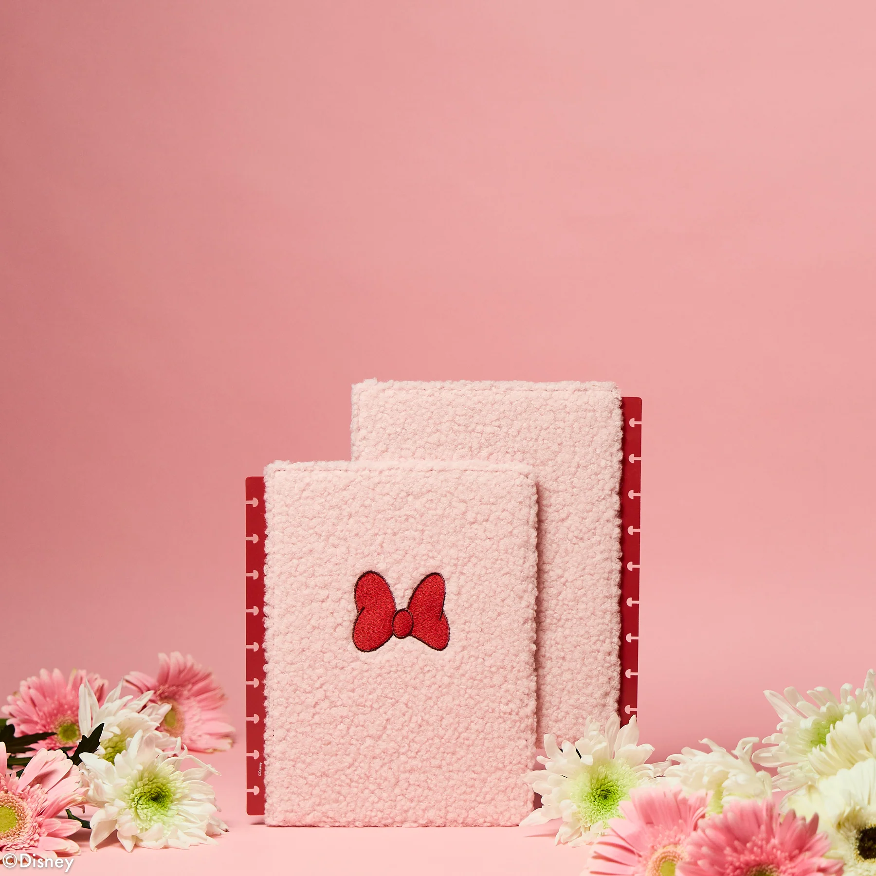 Disney Minnie Mouse Bow Happy - DELUXE Sherpa Snap In Classic Planner Cover