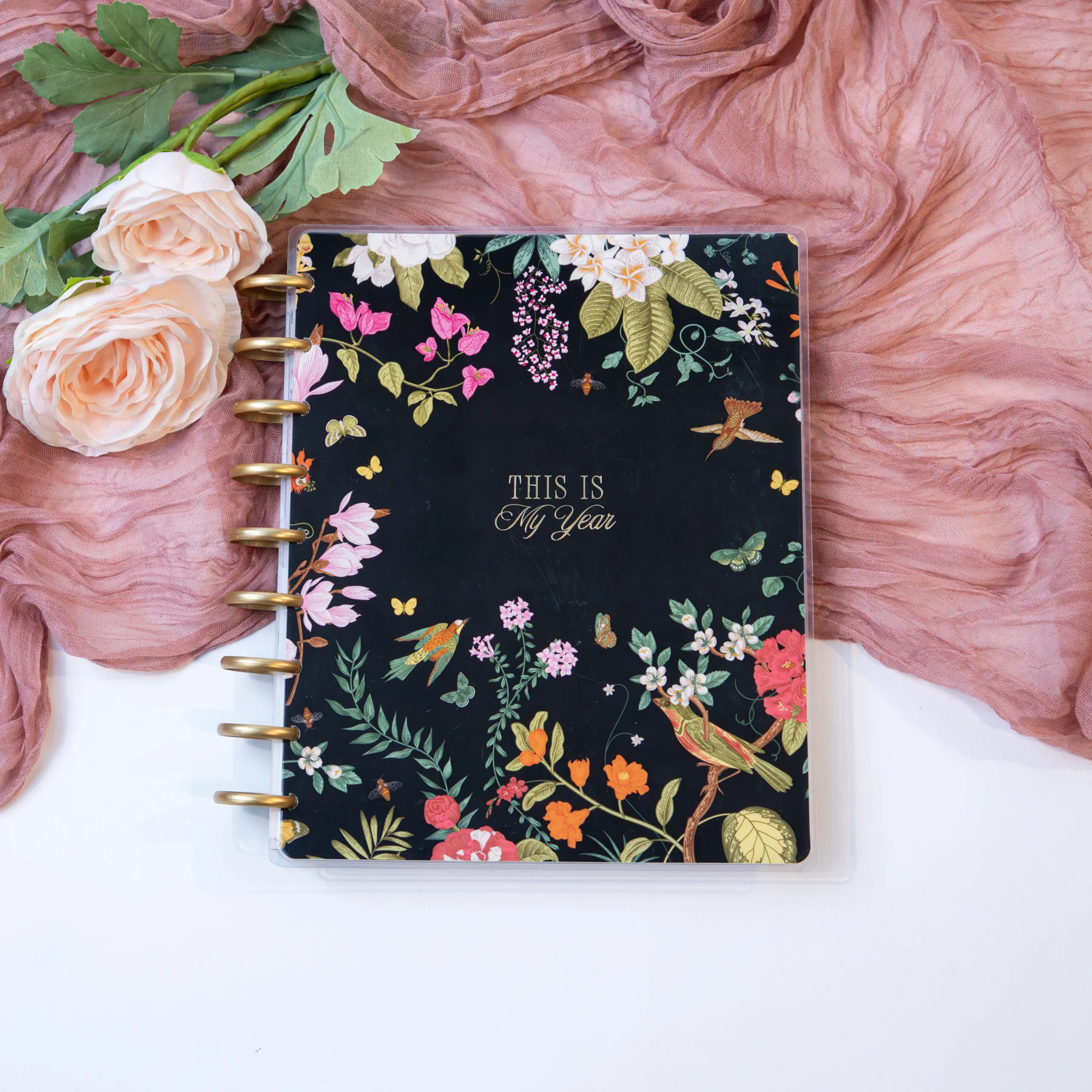 Undated Feathers & Flowers Happy Planner - Classic Vertical Layout - 12 Months 4 Undated Feathers & Flowers Happy Planner - Classic Vertical Layout - 12 Months