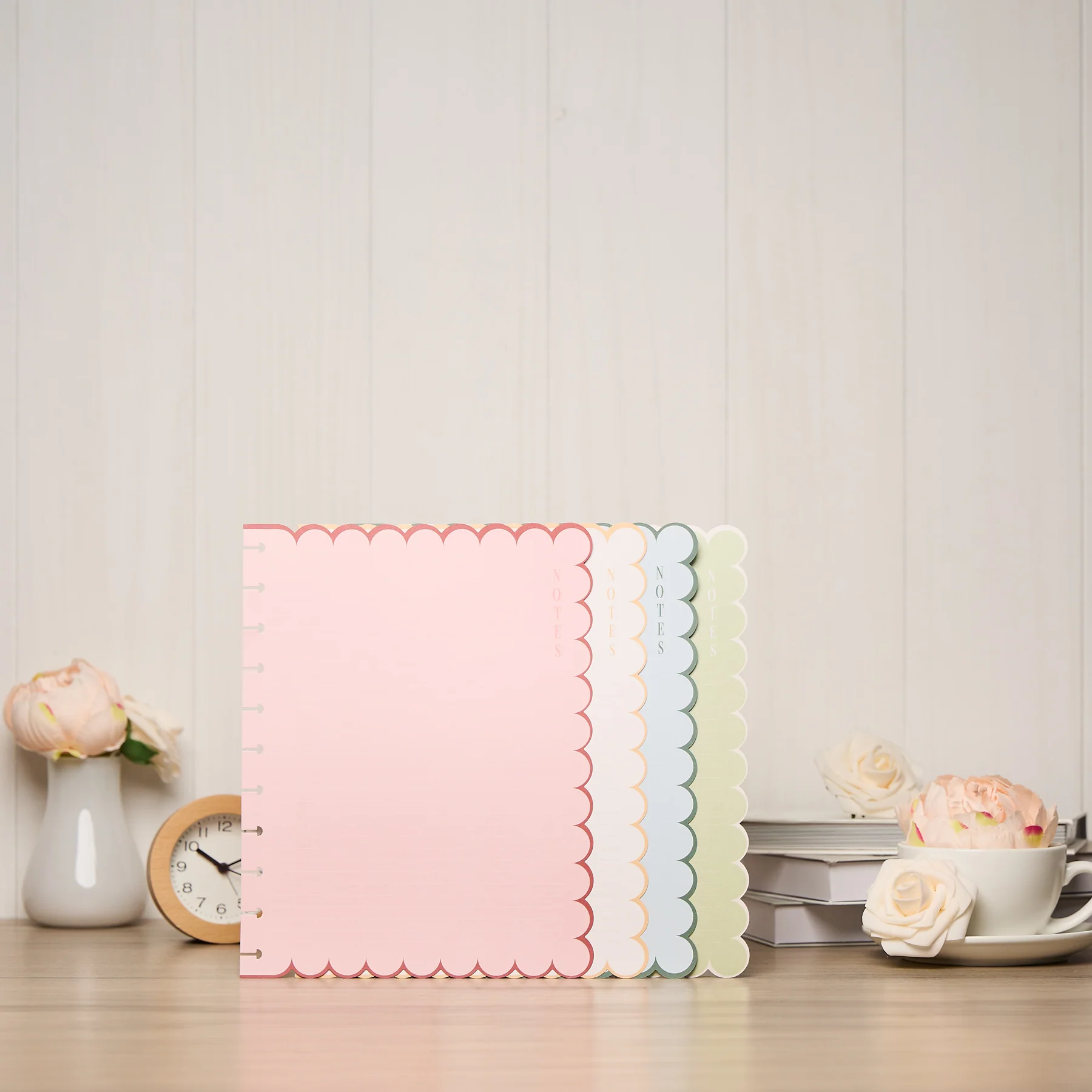 Café Coquette - Scalloped Edge Dotted Lined Big Filler Paper - 40 Sheets