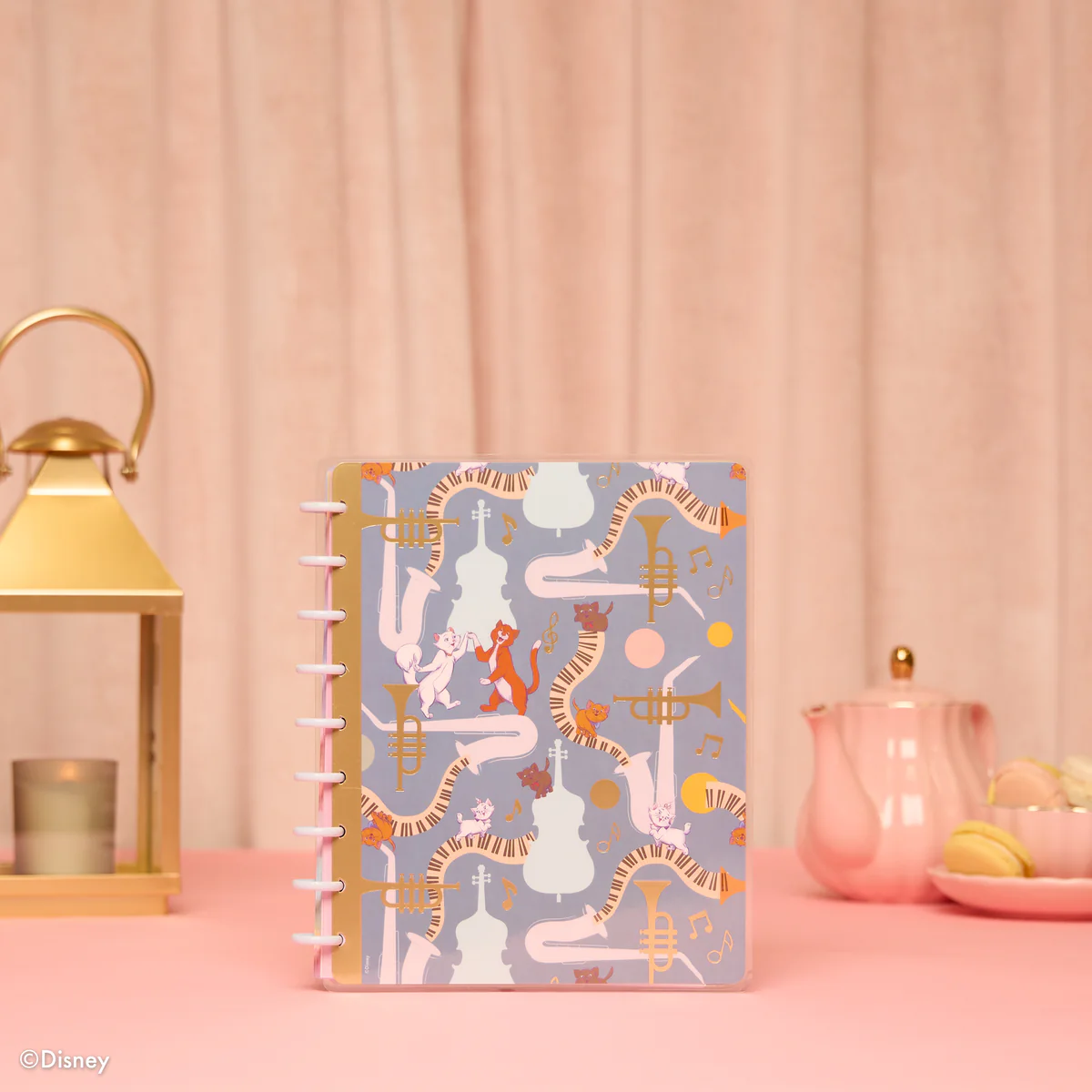 Disney The Aristocats - Dotted Lined Classic Notebook - 60 Sheets